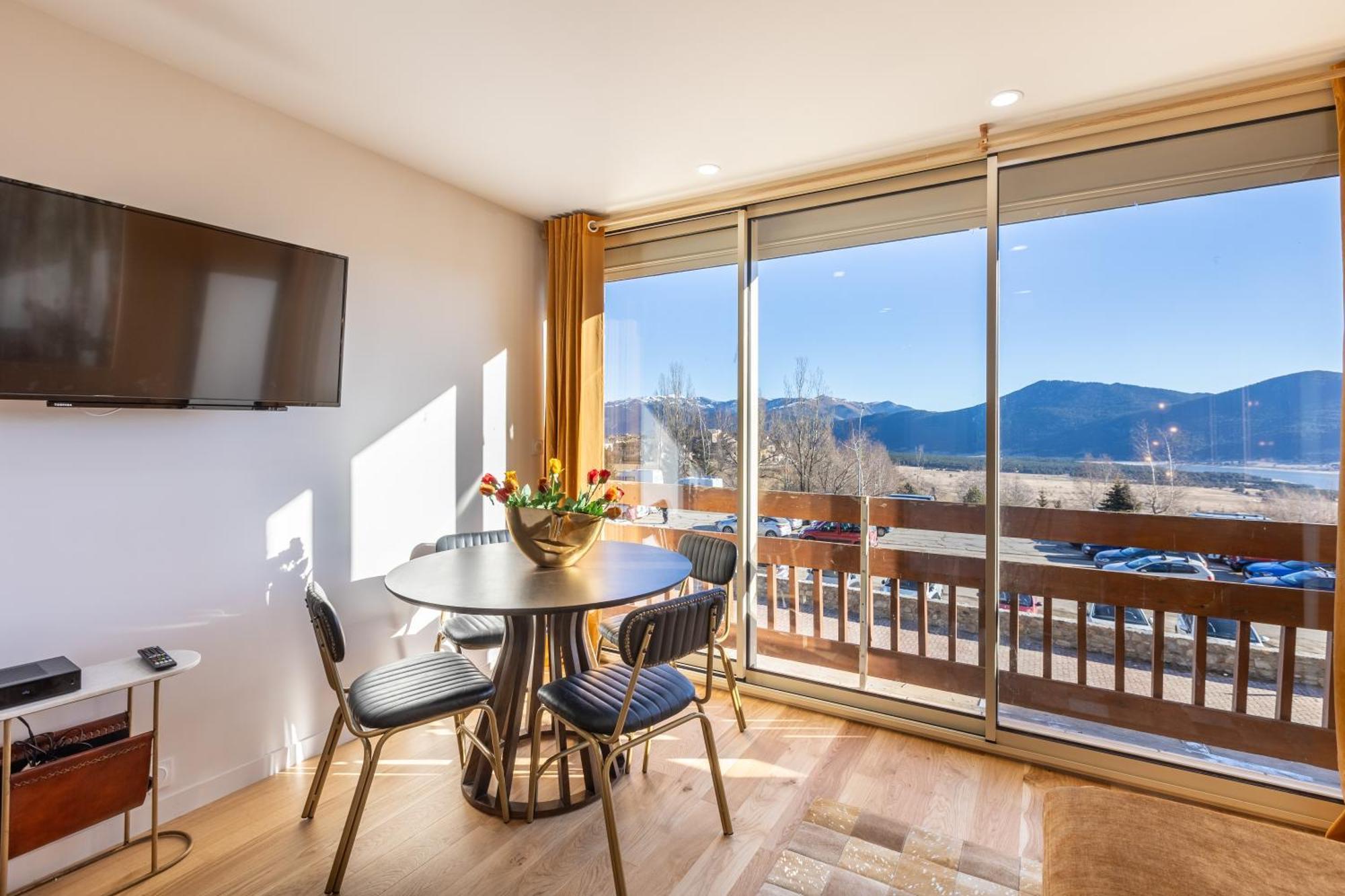 Le Clot Simo - Station Des Vue Montagne Appartement Les Angles (Pyrenees-Orientales)